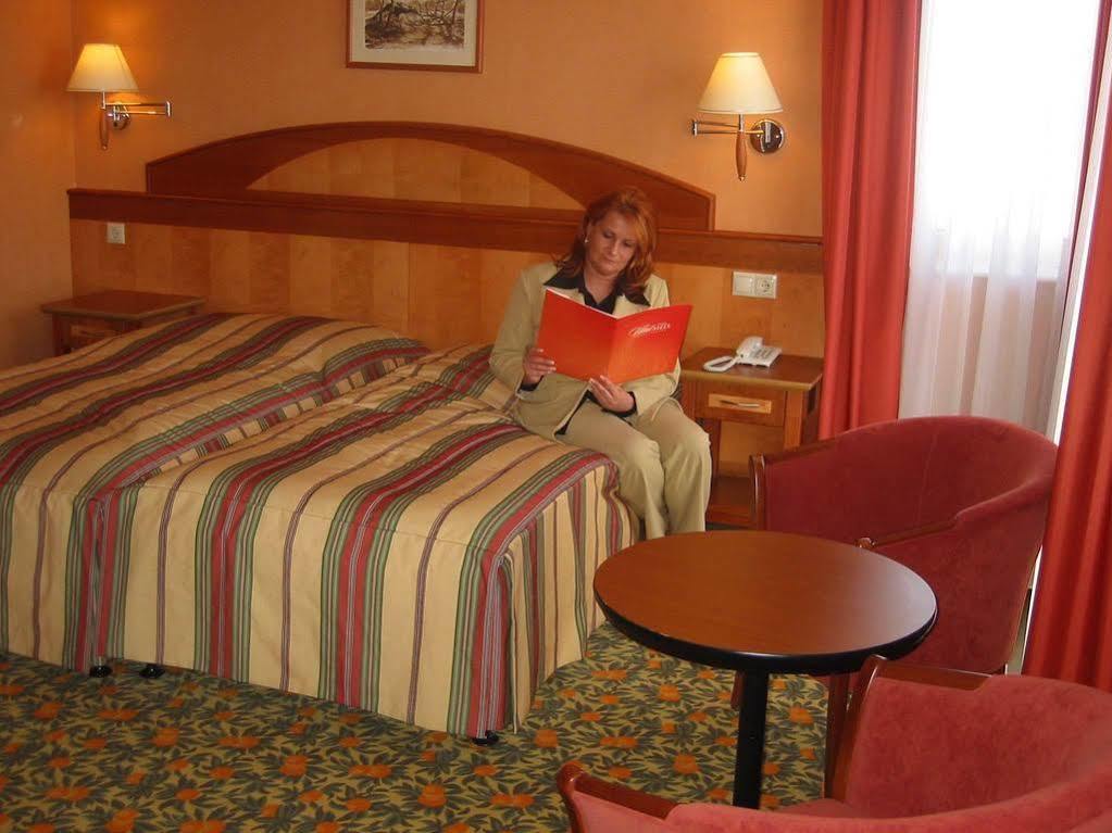 Vitalmed Hotel Sárvár Eksteriør bilde